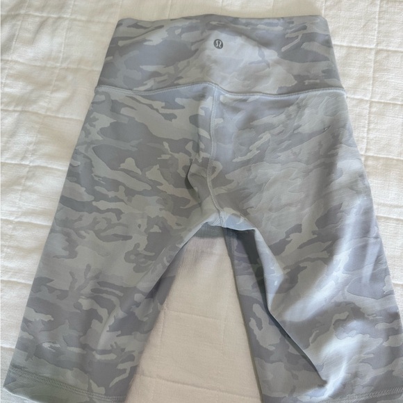 lululemon athletica Pants - lululemon athletica Gray Camouflage Bike Shorts